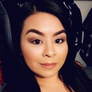 Meet your Posher, Blanca